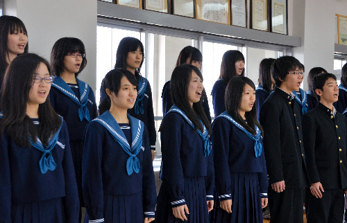 大阪府立清水谷高等学校の制服写真画像まとめ・レビュー口コミ評判・生徒の着こなし・夏服冬服詳細情報