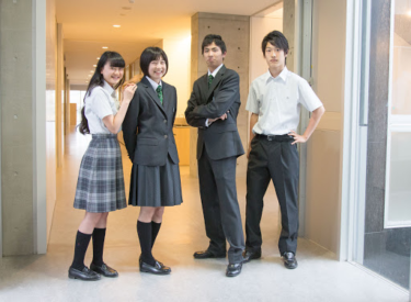 洛陽総合高校の制服写真画像動画まとめ・レビュー口コミ評判・生徒の着こなし・夏服冬服詳細情報