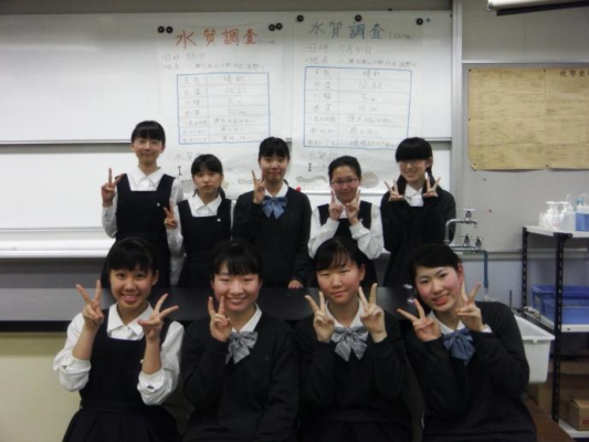 京都聖母学院中学高校の制服写真画像まとめ・レビュー口コミ評判・生徒の着こなし・夏服冬服詳細情報