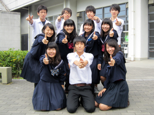 大阪府立富田林中学校・高等学校の制服情報・セーラー服標準服の着こなし・評判・制服ランキング