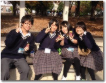 大阪府立八尾翠翔高等学校の制服画像・着こなし評判・制服ランキング