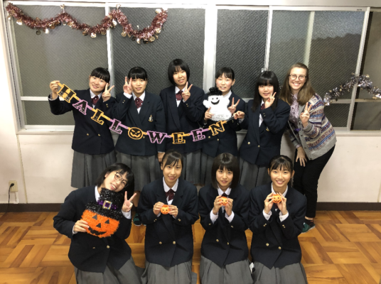 京都府立網野高校の制服写真画像まとめ・レビュー口コミ評判・生徒の着こなし・夏服冬服詳細情報│全国中高制服グラム全国47都道府県の中学校高等