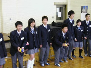 大阪府立芦間高等学校の制服画像・着こなし評判・制服ランキング