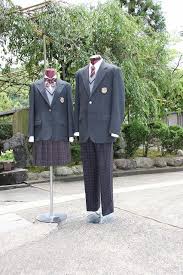 京都府立東稜高校の制服写真画像まとめ・レビュー口コミ評判・生徒の着こなし・夏服冬服詳細情報