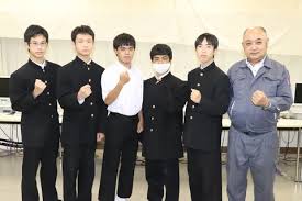 愛知県立小牧工業高校の制服写真画像まとめ・レビュー口コミ評判・生徒の着こなし・夏服冬服詳細情報