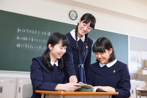 愛徳学園中学校・愛徳学園高校の制服写真画像まとめ・レビュー口コミ評判・生徒の着こなし・夏服冬服詳細情報