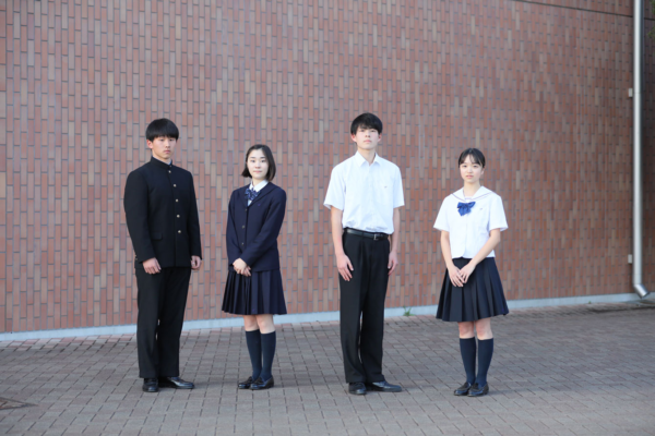 明治大学付属明治中学高校の制服写真画像まとめ・レビュー口コミ評判・生徒の着こなし・夏服冬服詳細情報
