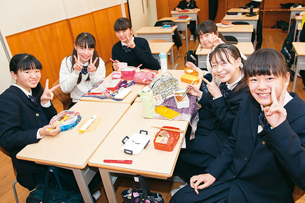 明治大学付属明治中学高校の制服写真画像まとめ・レビュー口コミ評判・生徒の着こなし・夏服冬服詳細情報