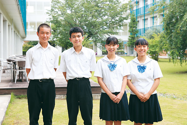 明治大学付属明治中学高校の制服写真画像まとめ・レビュー口コミ評判・生徒の着こなし・夏服冬服詳細情報
