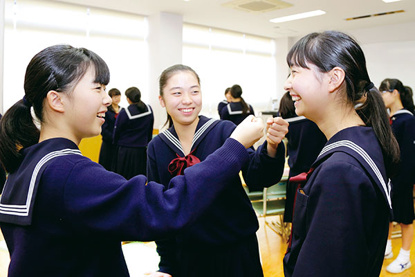 実践女子学園中学高校の制服詳細/動画像まとめ/口コミ・評判・制服ランキング