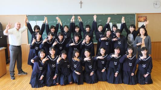 白百合学園中学校・高校の制服写真画像まとめ・レビュー口コミ評判・生徒の着こなし・夏服冬服詳細情報