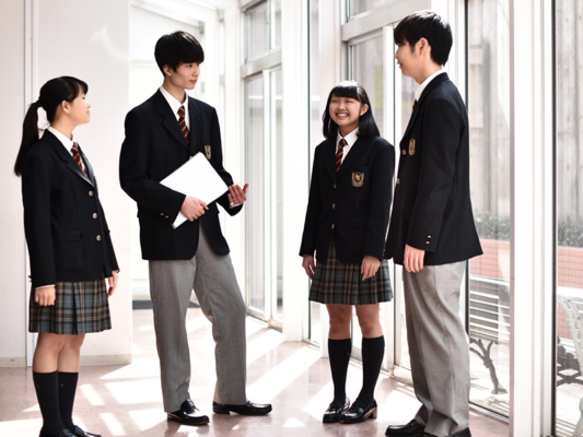 杉並学院高校の制服写真画像まとめ・レビュー口コミ評判【2022/令和4年新制服マイナーチェンジ】