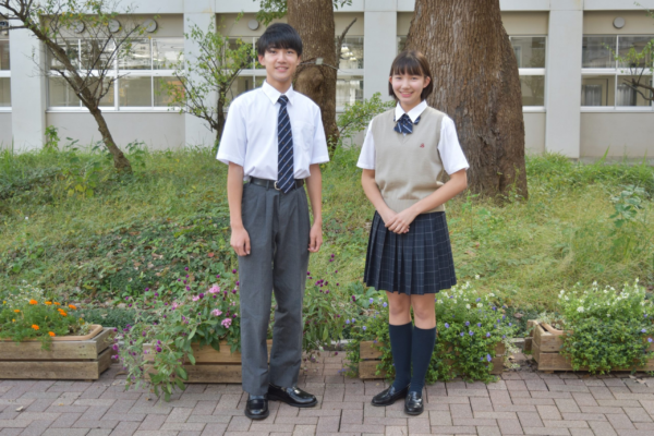東京都立石神井高校の制服写真画像まとめ・レビュー口コミ評判・生徒の着こなし・夏服冬服詳細情報