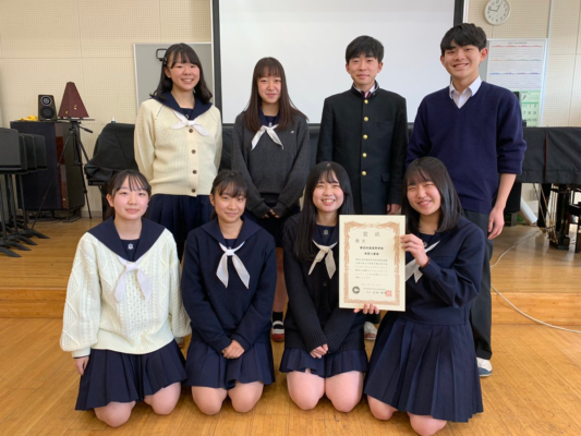 東京都立杉並高校の制服写真画像まとめ レビュー口コミ評判 生徒の着こなし 夏服冬服詳細情報 制服グラム 全国中学校高等学校制服検索