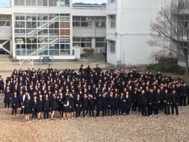 兵庫県立洲本高校の制服写真画像まとめ・レビュー口コミ評判・生徒の着こなし・夏服冬服詳細情報