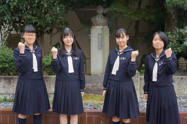 修文女子高校の制服写真画像まとめ・レビュー口コミ評判・生徒の着こなし・夏服冬服詳細情報