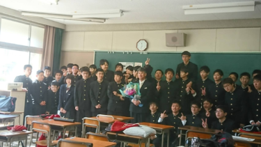 （高校）の制服写真画像まとめ・レビュー口コミ評判・生徒の着こなし・夏服冬服詳細情報