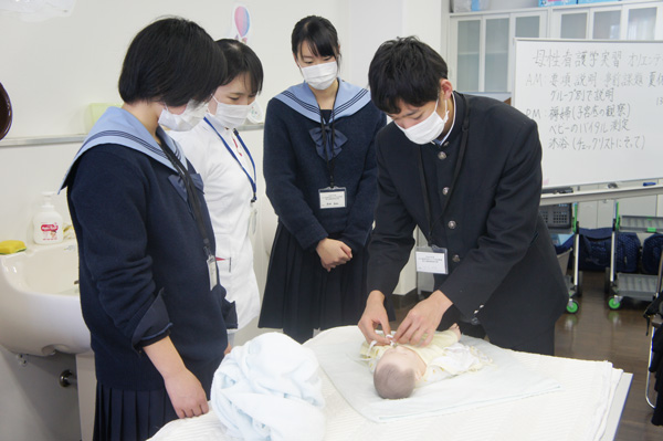 滋賀県立水口高校の制服写真画像まとめ・レビュー口コミ評判・生徒の着こなし・夏服冬服詳細情報