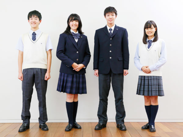 横浜中学校・高校の制服写真画像まとめ・レビュー口コミ評判・生徒の着こなし・夏服冬服詳細情報