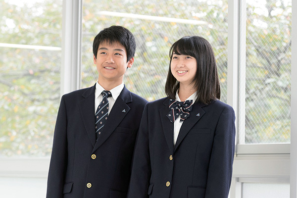 麻布大学附属高校の制服写真画像まとめ・レビュー口コミ評判・生徒の着こなし・夏服冬服詳細情報