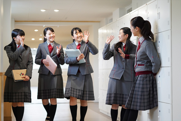 北鎌倉女子学園中学校・高校の制服写真画像まとめ・レビュー口コミ評判・生徒の着こなし・夏服冬服詳細情報