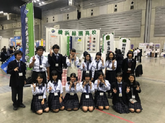 神奈川県立横浜緑園総合高校の制服写真画像まとめ・レビュー口コミ評判・生徒の着こなし・夏服冬服詳細情報