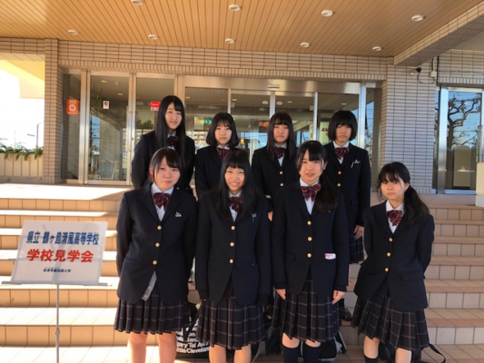 埼玉県立鶴ヶ島清風高校の制服写真画像まとめ・レビュー口コミ評判・生徒の着こなし・夏服冬服詳細情報
