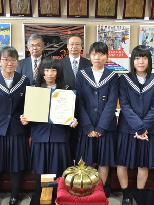 香川県立高松工芸高校の制服写真画像まとめ・レビュー口コミ評判・生徒の着こなし・夏服冬服詳細情報
