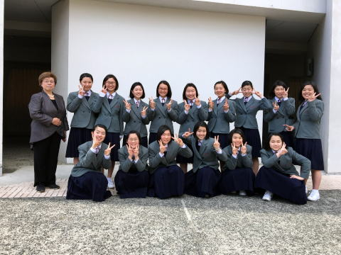 高知学芸中学校・高校の制服写真画像まとめ・レビュー口コミ評判・生徒の着こなし・夏服冬服詳細情報