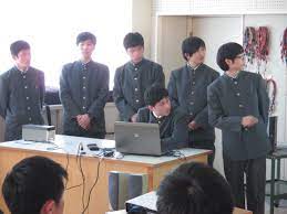 高知県立高知東工業高校の制服写真画像まとめ・レビュー口コミ評判・生徒の着こなし・夏服冬服詳細情報
