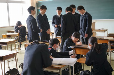 愛媛県立宇和高校の制服写真画像まとめ・レビュー口コミ評判・生徒の着こなし・夏服冬服詳細情報