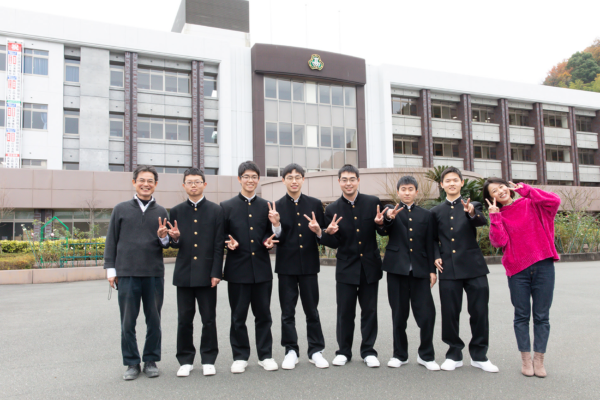 愛媛県立八幡浜工業高校の制服写真画像まとめ・レビュー口コミ評判・生徒の着こなし・夏服冬服詳細情報