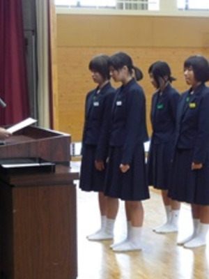 愛媛県立小松高校の制服写真画像まとめ・レビュー口コミ評判・生徒の着こなし・夏服冬服詳細情報