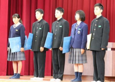 愛媛県立今治南高校の制服写真画像まとめ・レビュー口コミ評判・生徒の着こなし・夏服冬服詳細情報