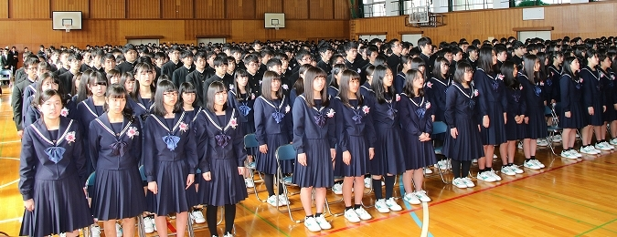 愛媛県立津島高校の制服写真画像まとめ・レビュー口コミ評判・生徒の着こなし・夏服冬服詳細情報
