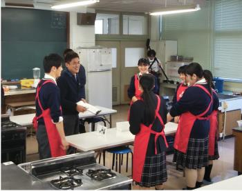 福岡県立築上西高校の制服写真画像まとめ・レビュー口コミ評判・生徒の着こなし・夏服冬服詳細情報