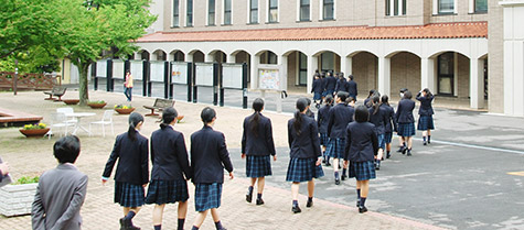 福岡県立福岡講倫館高校の制服写真画像まとめ・レビュー口コミ評判・生徒の着こなし・夏服冬服詳細情報