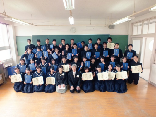 福岡県立香椎高校の制服写真画像まとめ・レビュー口コミ評判・生徒の着こなし・夏服冬服詳細情報
