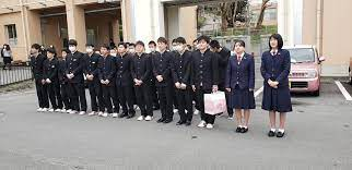 福岡県立八幡中央高校の制服写真画像まとめ・レビュー口コミ評判・生徒の着こなし・夏服冬服詳細情報