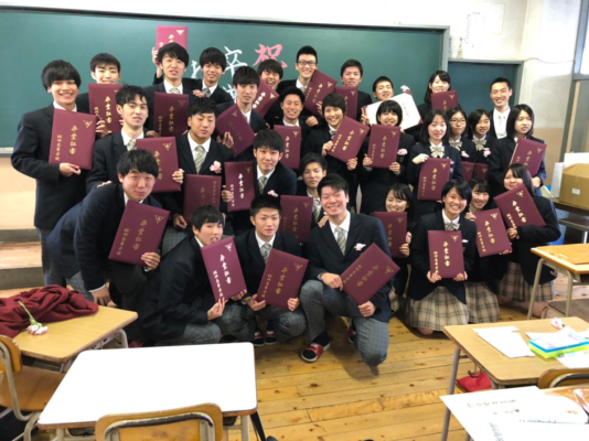 学校法人不知火学園 誠修高校の制服写真画像まとめ・レビュー口コミ評判・生徒の着こなし・夏服冬服詳細情報