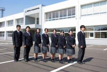 福岡県立大牟田北高校の制服写真画像まとめ・レビュー口コミ評判・生徒の着こなし・夏服冬服詳細情報