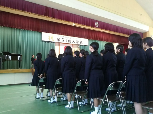 福岡女子商業高校の制服写真画像まとめ・レビュー口コミ評判・生徒の着こなし・夏服冬服詳細情報