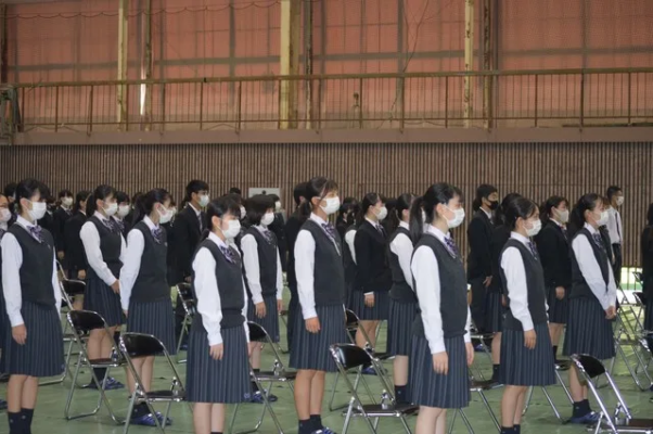 杉森高校の制服写真画像まとめ・レビュー口コミ評判・生徒の着こなし・夏服冬服詳細情報