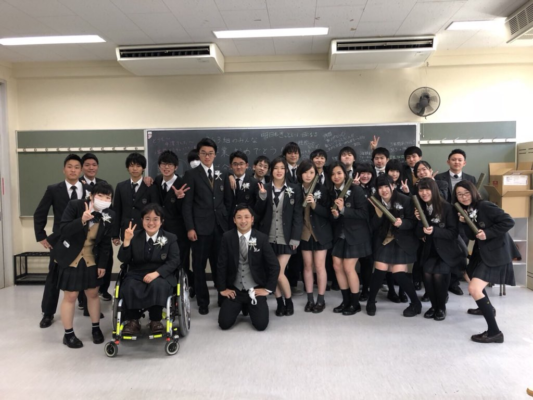 東京都立砂川高校の制服写真画像まとめ・レビュー口コミ評判・生徒の着こなし・夏服冬服詳細情報