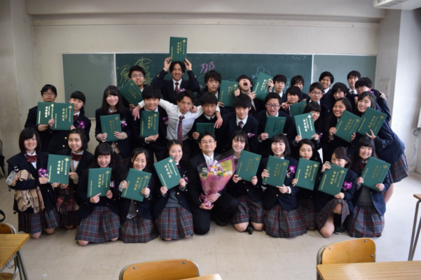東京都立山崎高校の制服写真画像まとめ・レビュー口コミ評判・生徒の着こなし・夏服冬服詳細情報