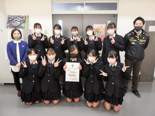神奈川県立新城高校の制服写真画像まとめ・レビュー口コミ評判・生徒の着こなし・夏服冬服詳細情報
