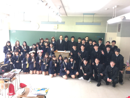 神奈川県立藤沢西高校の制服写真画像まとめ・レビュー口コミ評判・生徒の着こなし・夏服冬服詳細情報