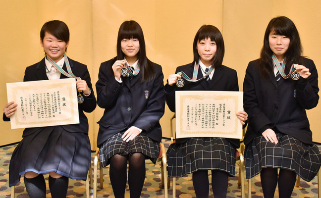 徳島県立小松島西高校の制服写真画像まとめ・レビュー口コミ評判・生徒の着こなし・夏服冬服詳細情報