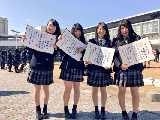 徳島県立鳴門高校の制服写真画像まとめ・レビュー口コミ評判・生徒の着こなし・夏服冬服詳細情報