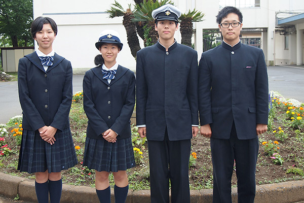 神奈川県立海洋科学高校の制服写真画像まとめ・レビュー口コミ評判・生徒の着こなし・夏服冬服詳細情報│全国中高制服グラム-全国47都道府県の中学校 高等学校制服検索口コミ-